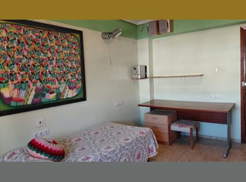 Roomgo ES - Habitaciones FALLAS  piso compartido Oferta: 200€/week/, Valencia - 220 € por mes