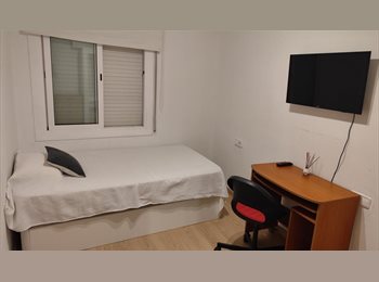 Roomgo ES - Se alquila habitación en piso compartido, Mataró - 380 € por mes