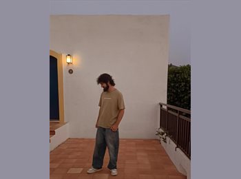 Roomgo ES - Shachar - 21 - Barcelona