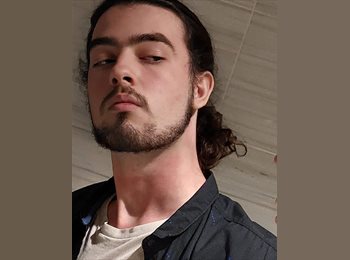 Roomgo ES - Ezequiel - 20 - Chiclana de la Frontera