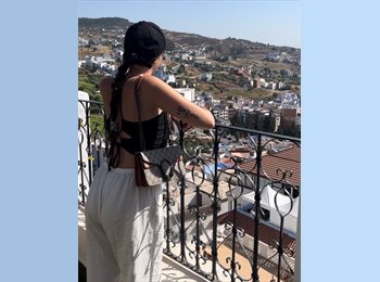 Roomgo ES - Yahel - 24 - Ibiza