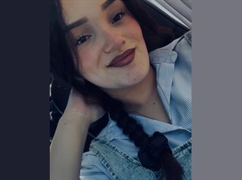 Roomgo ES - Michelle - 19 - Roquetas de Mar