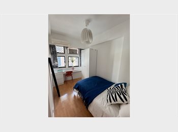 Roomgo HK - Beautiful Room with Rooftop Access, Happy Valley, Happy Valley - HKD12,500 pcm