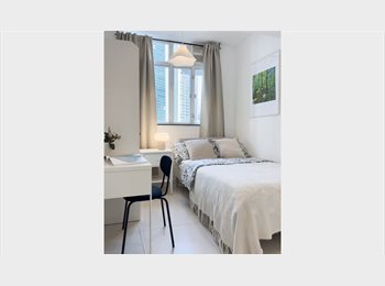 Roomgo HK - Causeway Bay | Ensuite Room (Private Bathroom) | 1-Month+ | Near MTR, Wan Chai - HKD13,500 pcm