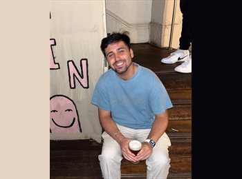 Roomgo HK - Finn - 26 - Sheung Wan