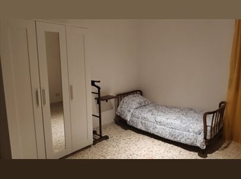 Roomgo IT - Stanza 5 singola per studenti e non, Marconi-Ostiense - 480 € al mese