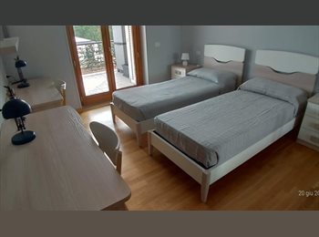 Roomgo IT - Affitto posto letto in camera doppia in Via Lanciano 62 - Roma, Tiburtino-Collatino - 300 € al mese