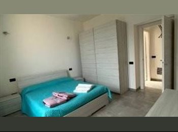 Roomgo IT - Casa dello Studente, Varese - 435 € al mese