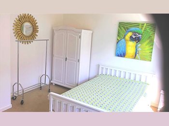 Appartager LU - Chambre meublée lumineuse 150m gare Luxembourg, Luxembourg - 860 € / Mois