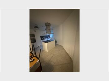 Appartager LU - Apartment with 2 Rooms Available from 1st July – Hollerich, Luxembourg, Luxembourg - 1.300 € / Mois