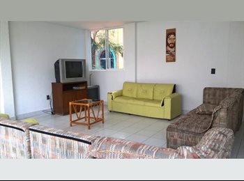 Roomgo MX - Renta de cuartos con o sin baño propio, Coyoacán - MX$2,500 por mes