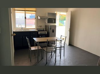 Roomgo MX - Loft personal a 1 minuto del TEC, Monterrey - MX$7,500 por mes