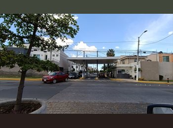 Roomgo MX - Habitación Amueblada chapalita las fuentes, Zapopan - MX$5,500 por mes