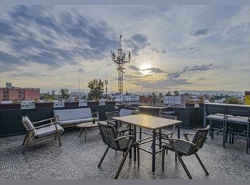 Roomgo MX - Single Queen Room in Coliving, Gustavo A. Madero - MX$7,060 por mes