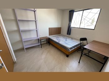 Roomgo MX - ¡Amueblado con baño propio!   CU Administración, derecho y economía. Cerca de puerta 14, Puebla - MX$3,900 por mes