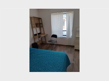 Roomgo MX - Cuarto amueblado con baño propio, T.V. internet, Querétaro - MX$4,900 por mes