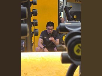 Roomgo MX - Joe - 33 - Guadalajara