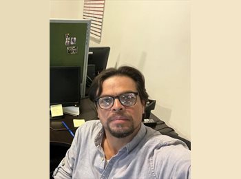 Roomgo MX - Rene L Pizano - 49 - Guadalajara