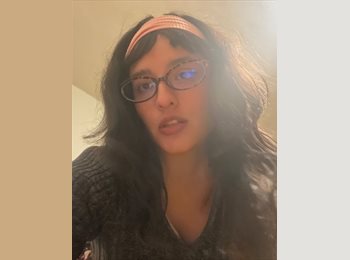 Roomgo MX - Amanda Flores Franco - 30 - Monterrey