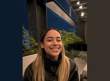 Roomgo MX - Denisse - 26 - Guadalajara