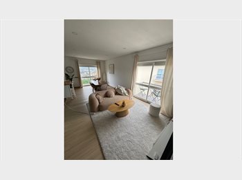 Roomgo PT - Arrenda-se quarto em T4 renovado em Espinho, Porto - 400 € Por mês