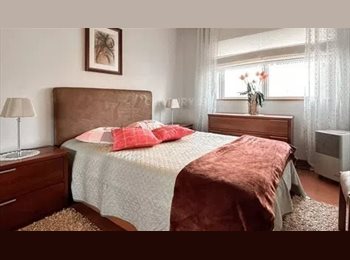 Roomgo PT - Quarto + wc completo privado, Porto - 425 € Por mês