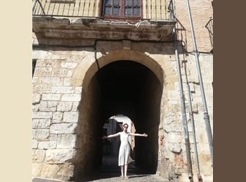 Roomgo PT - Alicia - 22 - Lisboa