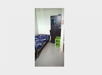Roomgo SG - Shared Room for Rent, Bukit Panjang - $400 pm
