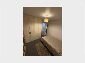 Roomgo UK - Double Room for Rent, Sittingbourne - £850 pcm