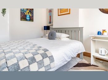 Roomgo UK - Miss, Cutteslowe - £1,000 pcm