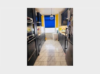 Roomgo UK - Single Room for Rent – Female Tenant Preferred, Leytonstone - £650 pcm
