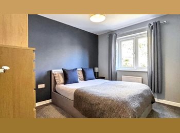 Roomgo UK - Double Bedroom & En-suite, Spennymoor - £650 pcm