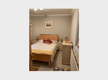 Roomgo UK - Flat share, Reigate - £750 pcm