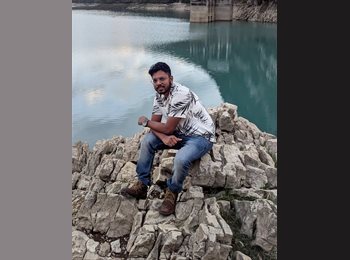 Roomgo UK - Samuel Poulose - 31 - Coventry