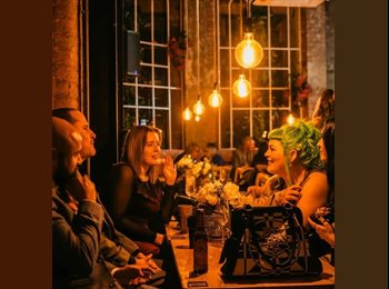 Roomgo UK - Jessica - 35 - Prenton