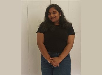 Roomgo UK - Khushi - 22 - Charing Cross