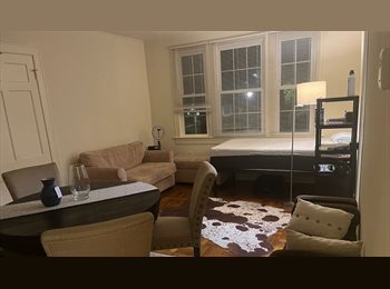 Roomgo US - $1,280/mo Furnished Private Room – 3-Min Walk to Courthouse Metro (Utilities Included), Court House - $1,280 pm