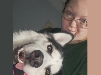 Roomgo US - Julie - 37 - United States