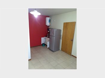 Roomgo AR -  MONO AMBIENTES P/ESTUDIANTES Y EXTRANJEROS, Quilmes - AR$ 20.000 pm