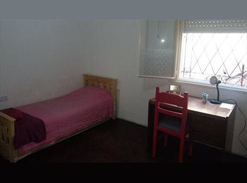 Roomgo AR - Cuarto   Individual  para varón .400000  por  persona.1 sola plaza. Devoto, cbc paternal, Capital Federal - AR$ 0 pm