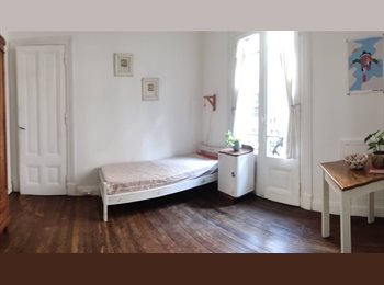 Roomgo AR - Comoda Habitacion con Balcon a la Calle, Buenos Aires - AR$ 400.000 pm