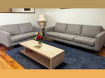 Roomgo AU - 2 rooms available for rent in Deer Park, St Albans - $200 pw