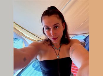 Roomgo AU - Isabel - 27 - Boreen Point