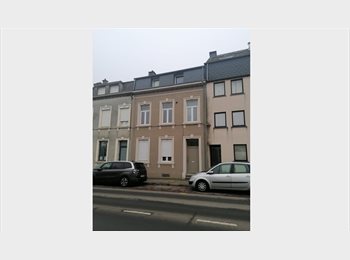 Appartager BE - Chambre dans maison à partager avec travailleurs frontaliers, Arlon - 705 € pm