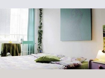 Appartager BE - Maison papillon green room, Evere - 600 € pm