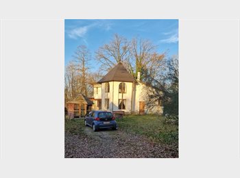 Appartager BE - Chambre à louer dans un exrib de verdure à  2 km de Louvain-la-Neuve., Louvain-la-Neuve - 570 € pm
