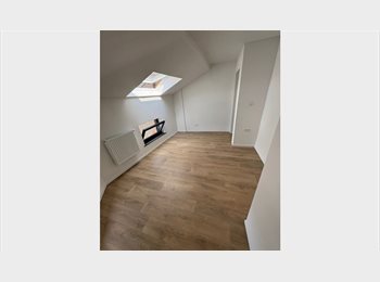 Appartager BE - Appartement 2 chambres, Charleroi - 550 € pm