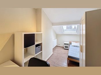 Appartager BE - À louer – Chambre meublée en colocation (3 personnes), Liège - 290 € pm