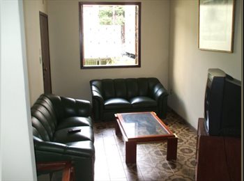 Roomgo BR - Quarto individual mobiliado., Belo Horizonte - R$ 850 Por mês