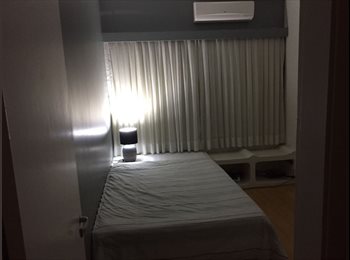 Roomgo BR - Barra da Tijuca Posto 3, Itanhangá - R$ 2.000 Por mês